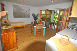 budget accommodation in a  one bedroom apartment in cabarete
